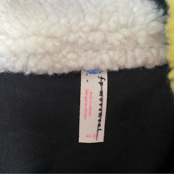 NWOT | Free People Movement Hit the Slopes Printed Pullover - Picture 6 of 12